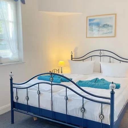 Blau-weiss Goethestrasse 1 1 Kolpinsee