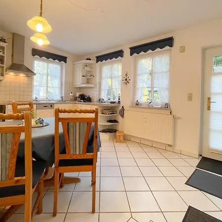 Blau-weiss Goethestrasse 1 1 Kolpinsee